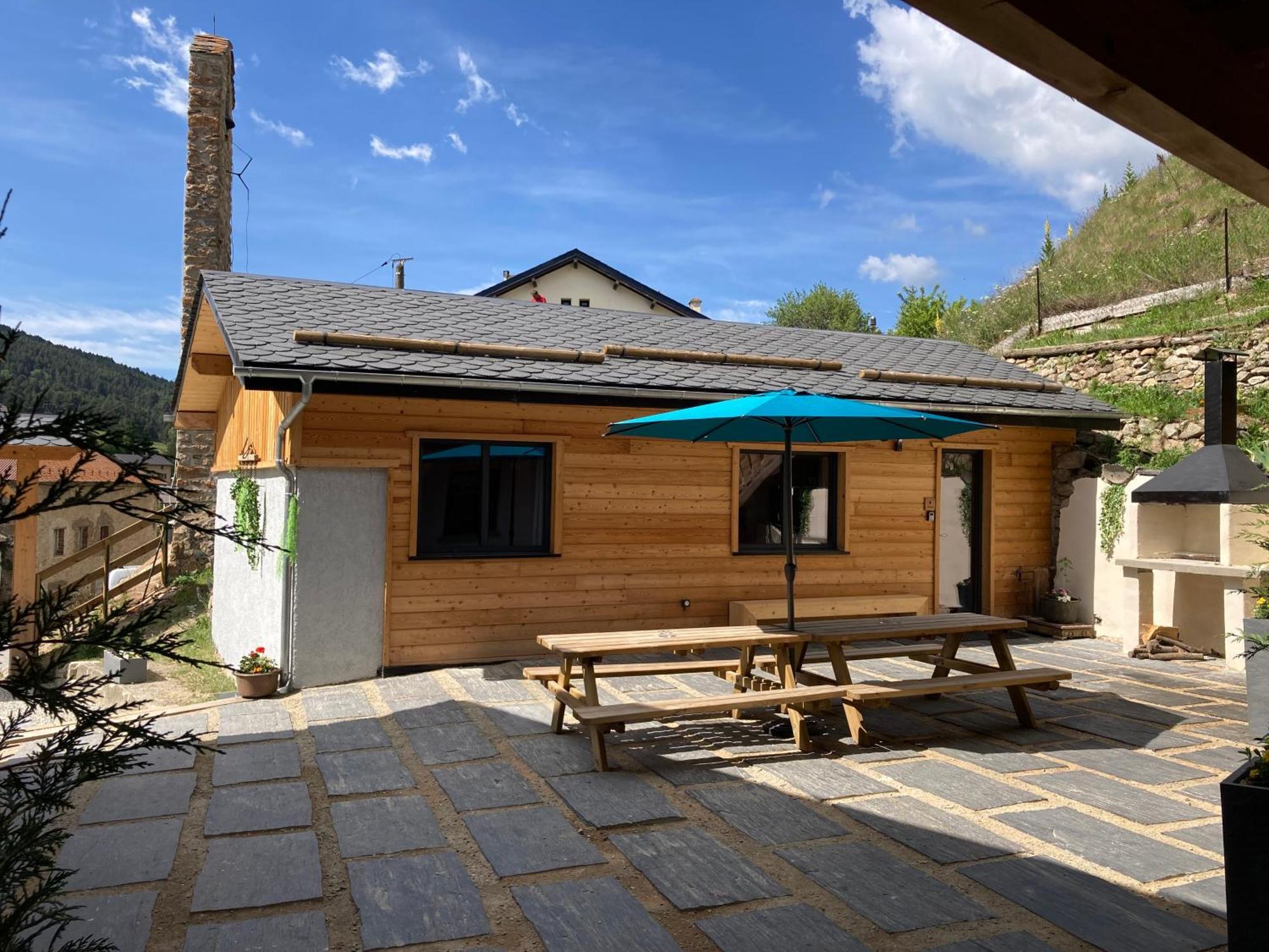 Maison Boutxy Le Clos Des Ours Matemale Esterno foto